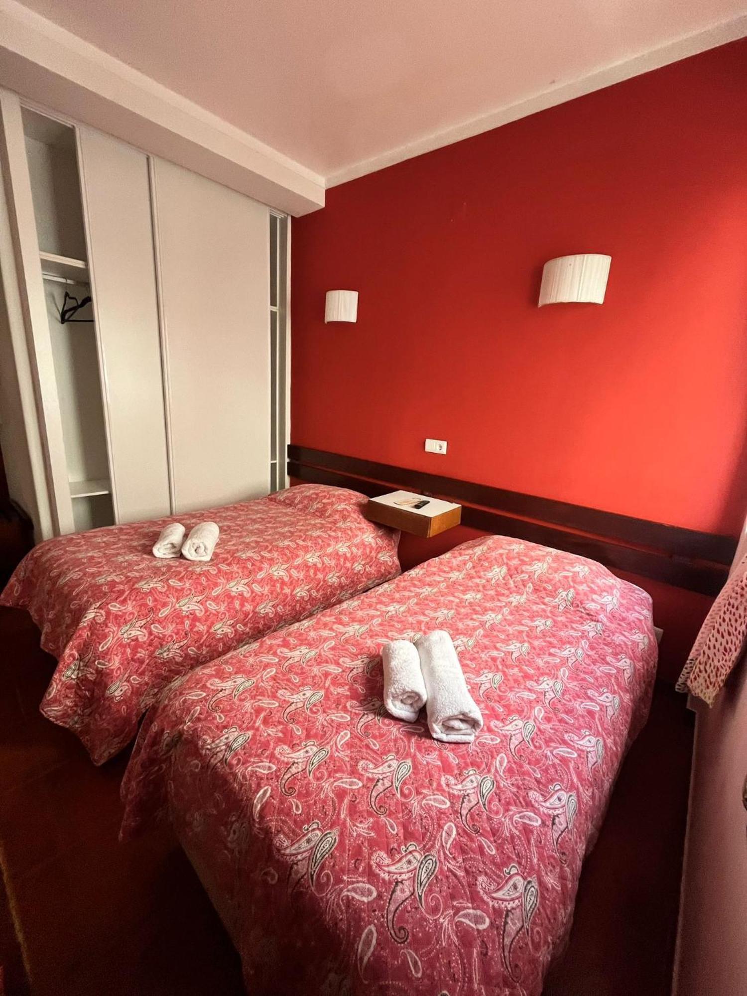 Residencia Aviz Hotel Peniche Room photo